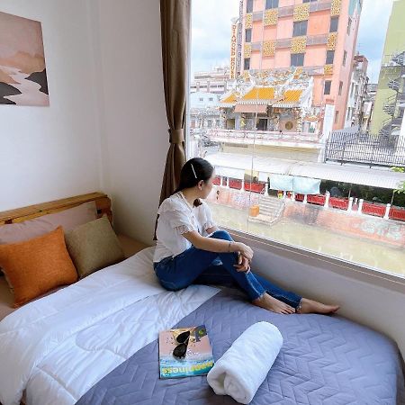 Lively And Cozy Canal House ,Entire House بانكوك المظهر الخارجي الصورة
