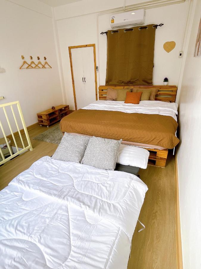 Lively And Cozy Canal House ,Entire House بانكوك المظهر الخارجي الصورة