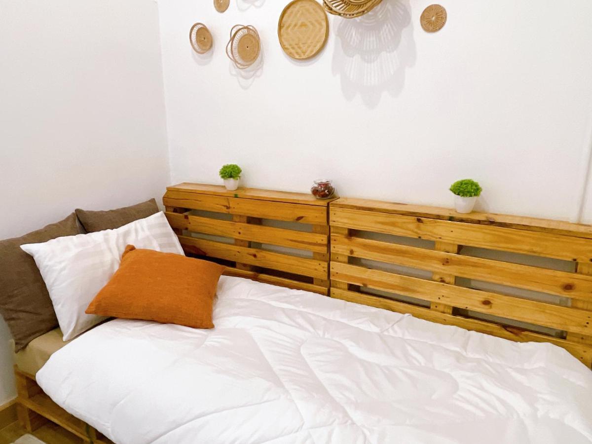 Lively And Cozy Canal House ,Entire House بانكوك المظهر الخارجي الصورة